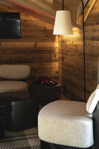 Suite with outdoor pool